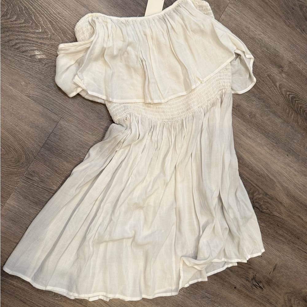 re:named Off-Shoulder White Dress